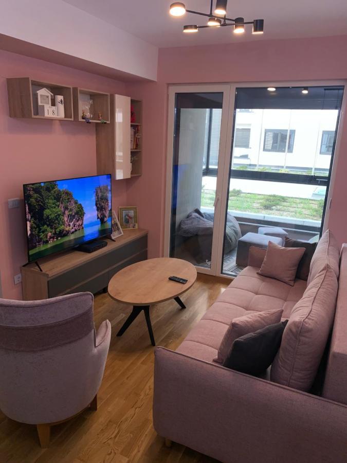 Pink Modern Apartment Üsküp Dış mekan fotoğraf