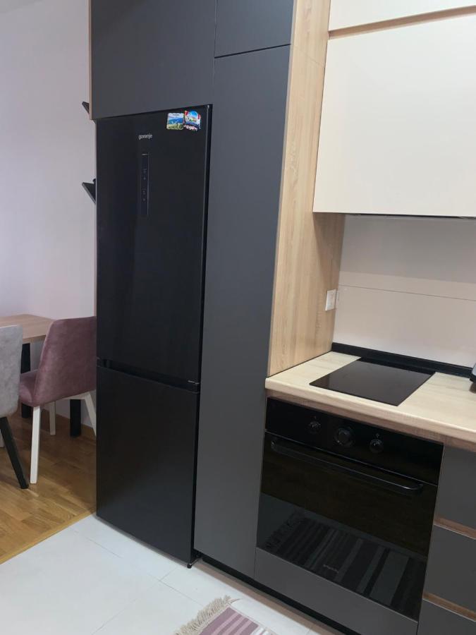 Pink Modern Apartment Üsküp Dış mekan fotoğraf